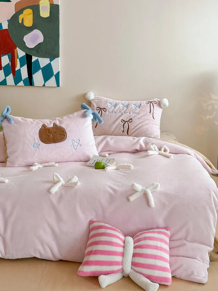 Adorable Bow Bear Velvet Bedding Set / Blue