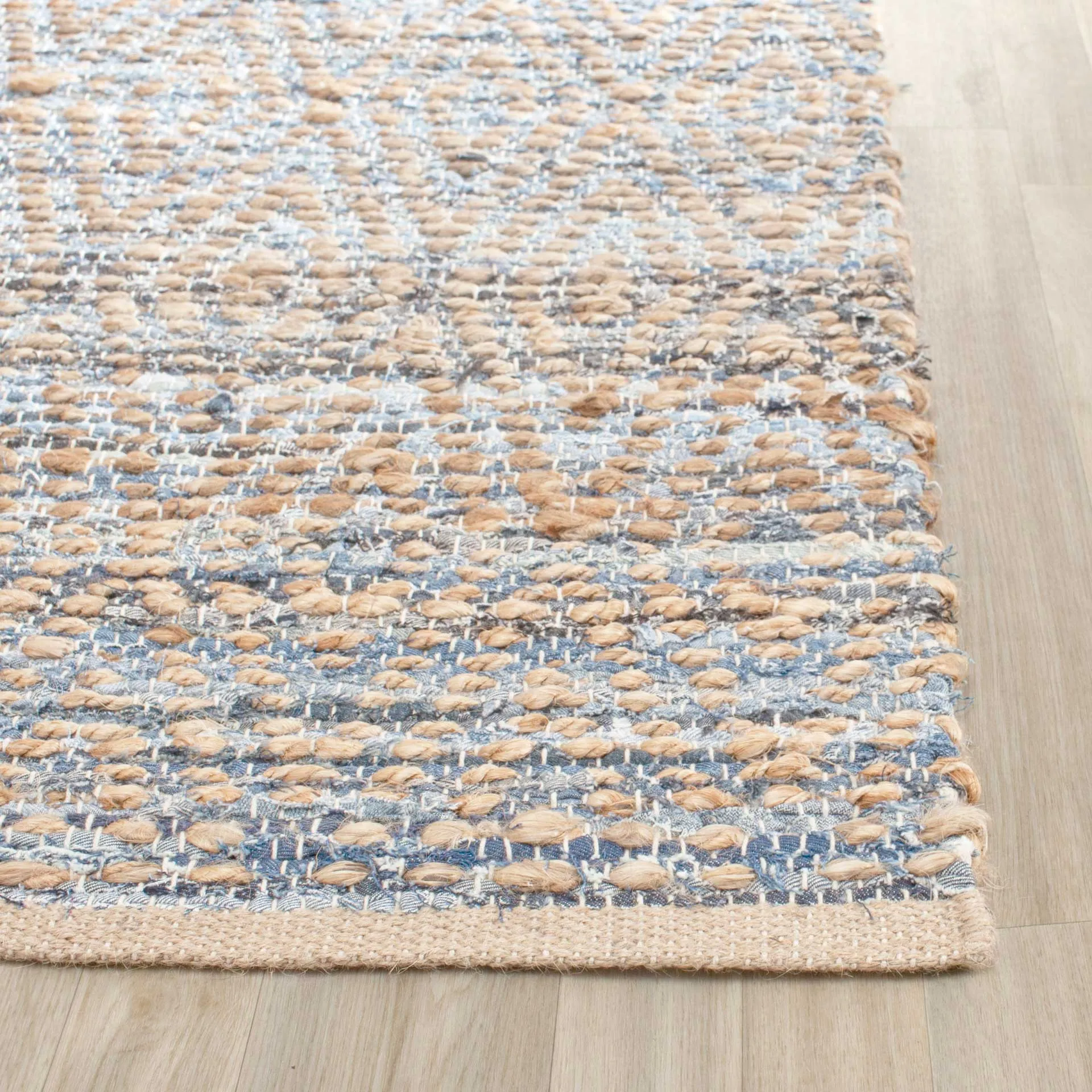 Cape Cod Diamond Natural/Blue Runner Rug