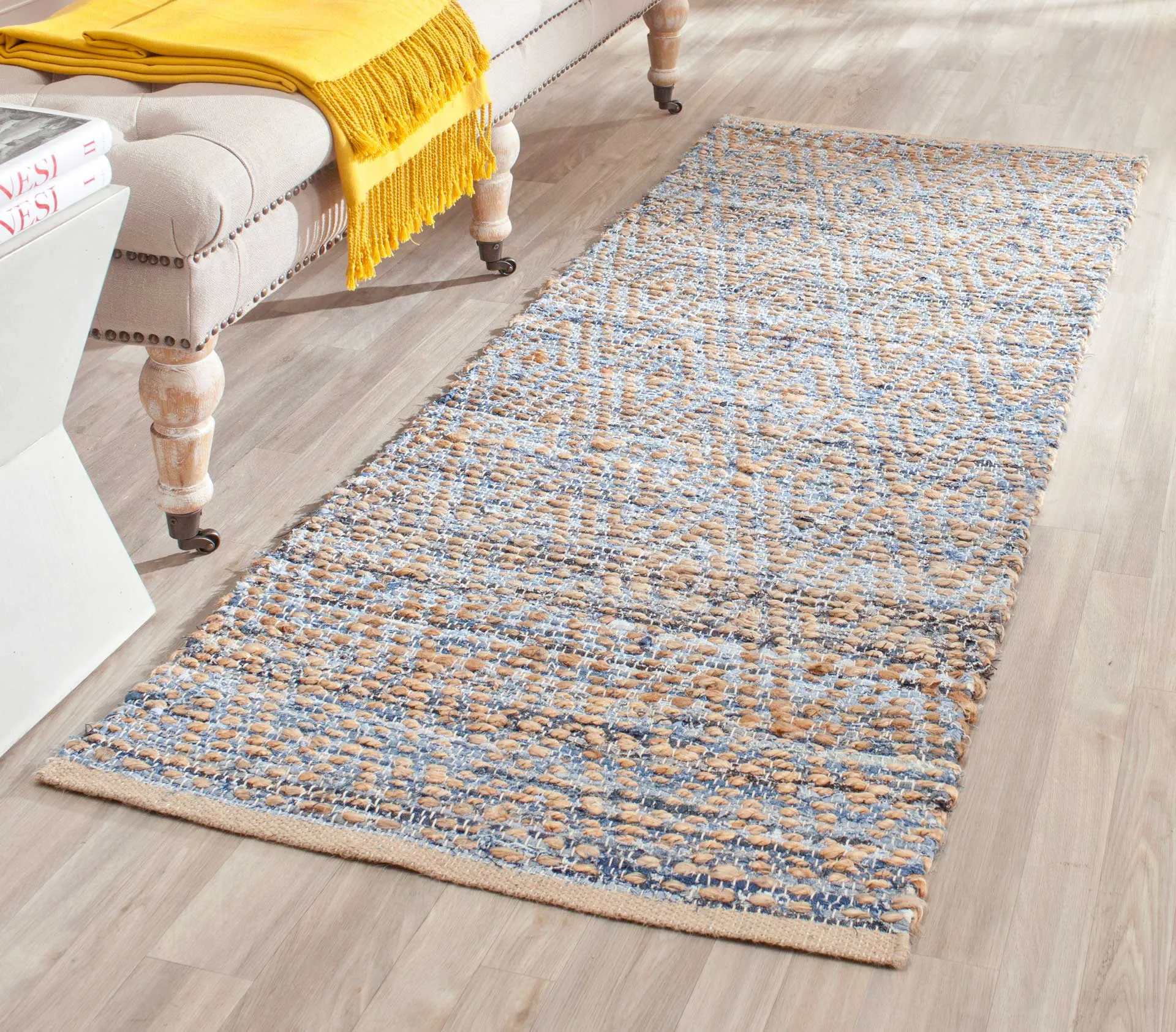 Cape Cod Diamond Natural/Blue Runner Rug