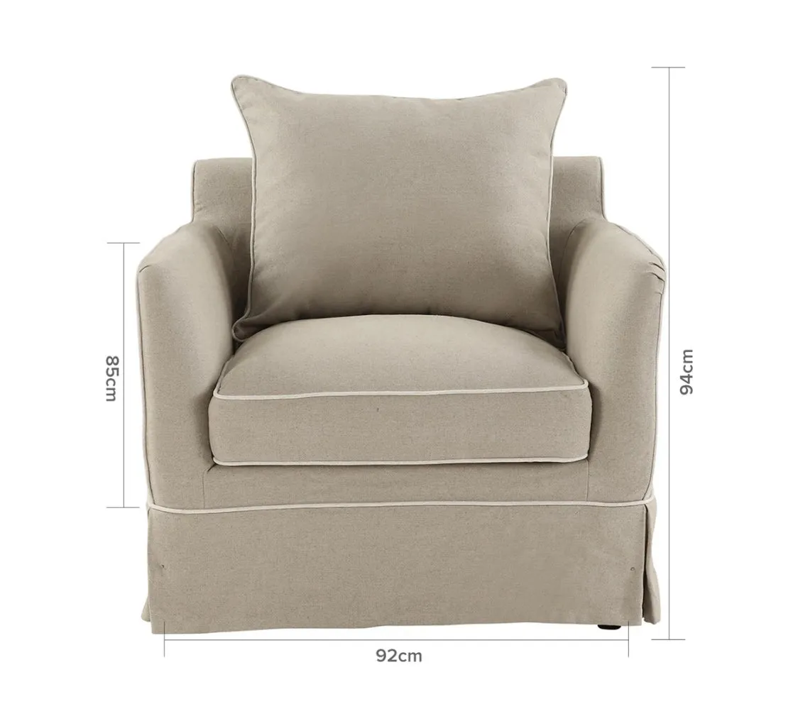 East Hampton Armchair Natural white piping