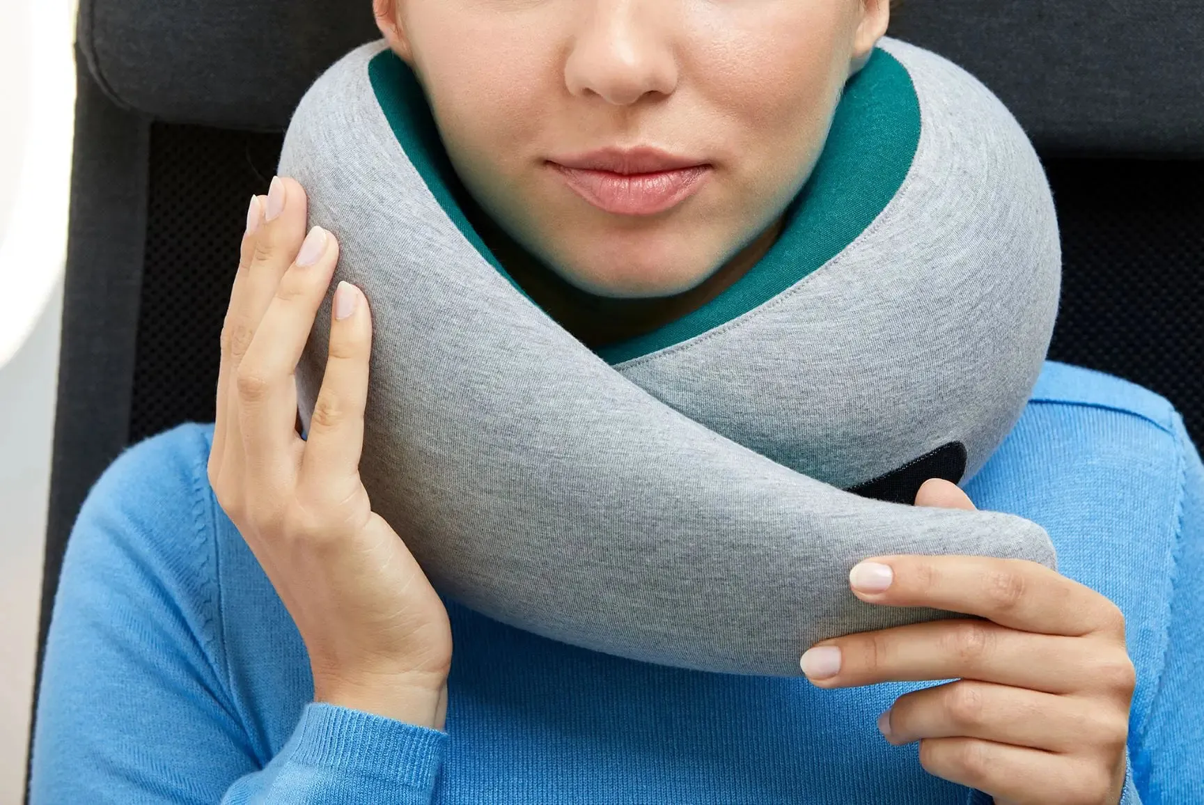 Go - Premium Neck Travel Pillow