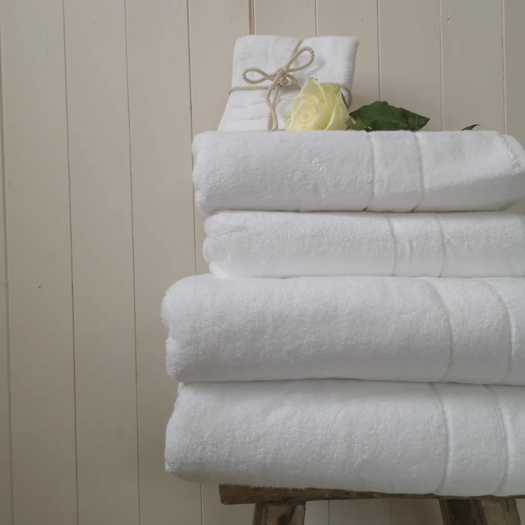 Super Plush Bath Towels - Pair