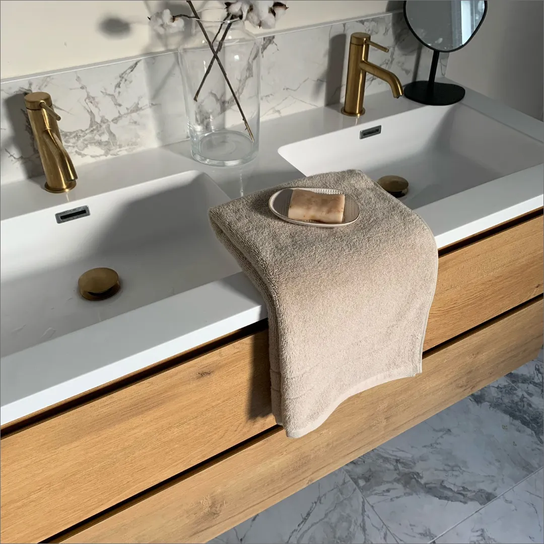 Super Plush Hand Towel