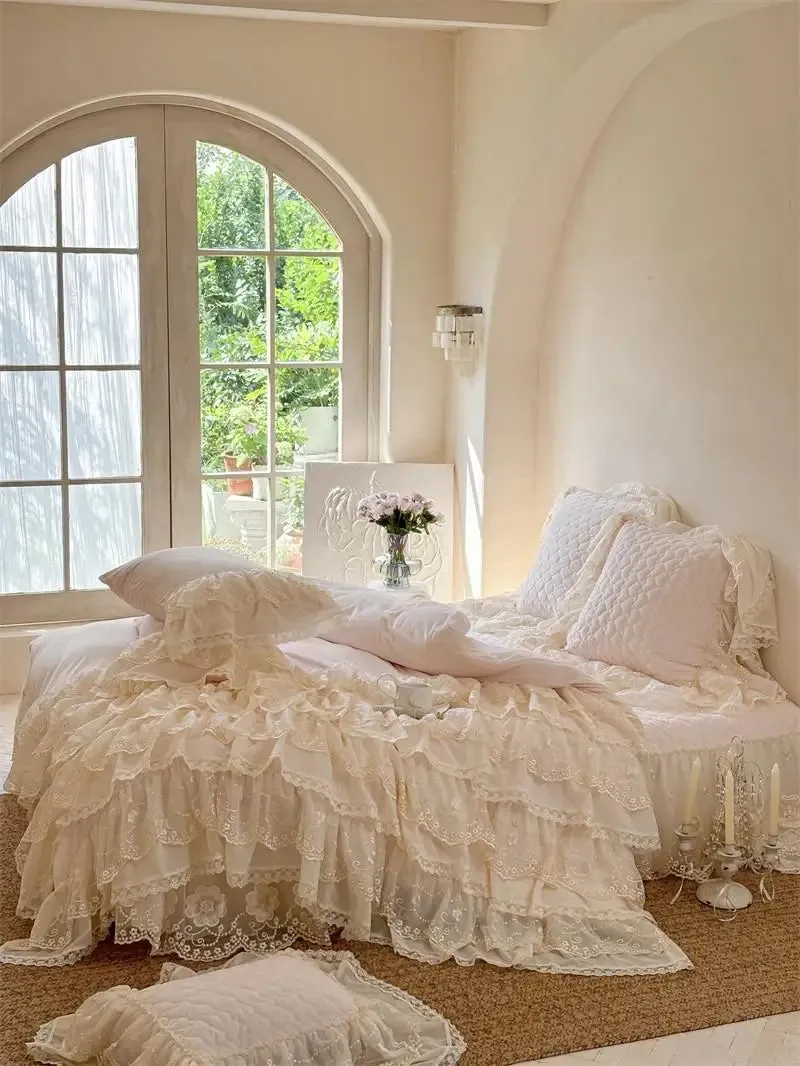 Trend4us Elegant Layered Lace Ruffled Bedding Set