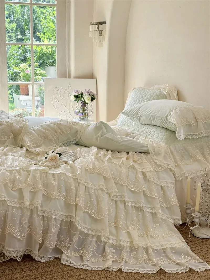 Trend4us Elegant Layered Lace Ruffled Bedding Set