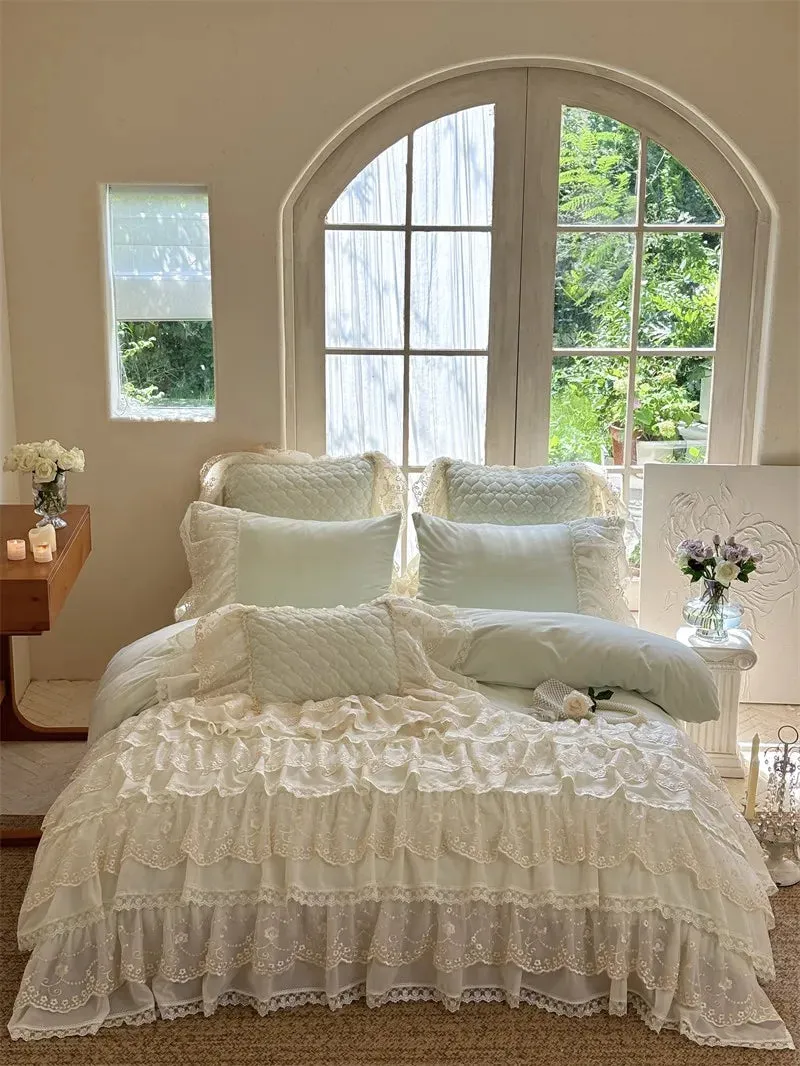 Trend4us Elegant Layered Lace Ruffled Bedding Set