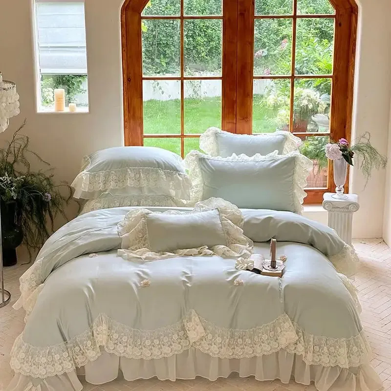 Trend4us Elegant Premium Lace Ruffled Bedding Set